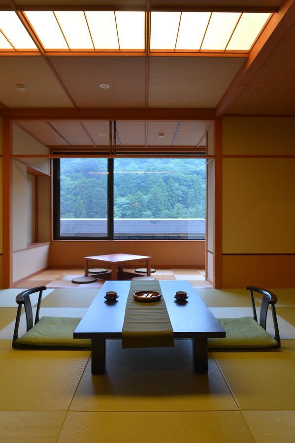 Shikanoyu Hotel Komono Екстериор снимка
