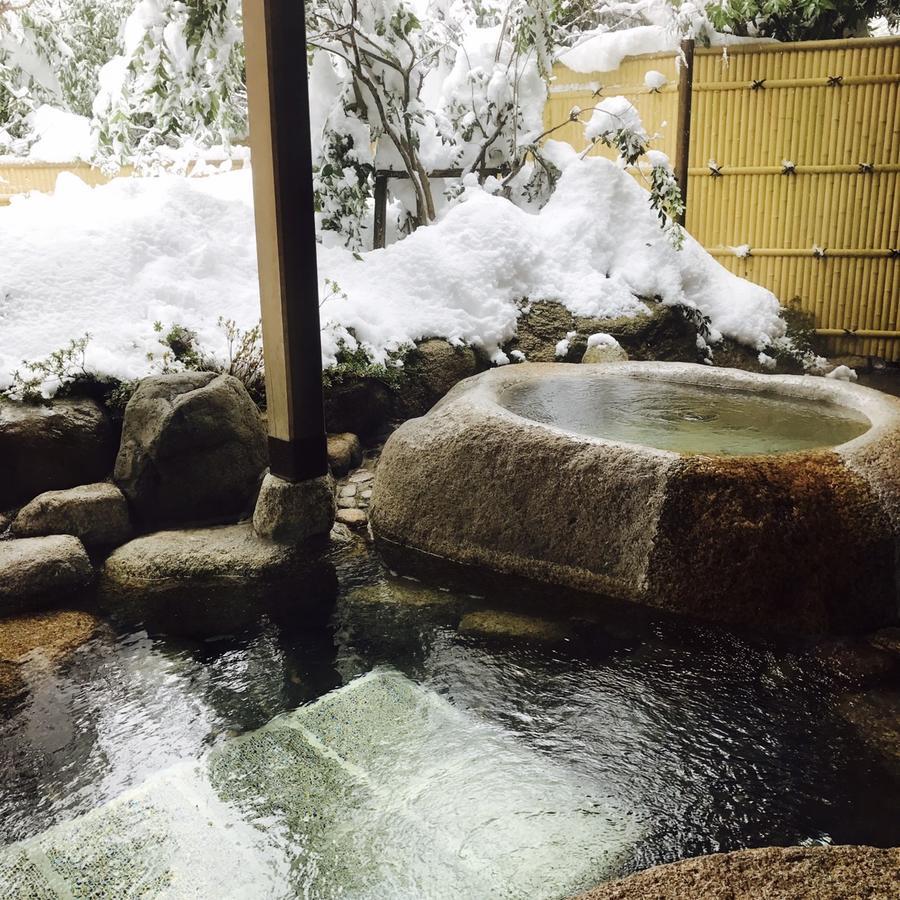 Shikanoyu Hotel Komono Екстериор снимка