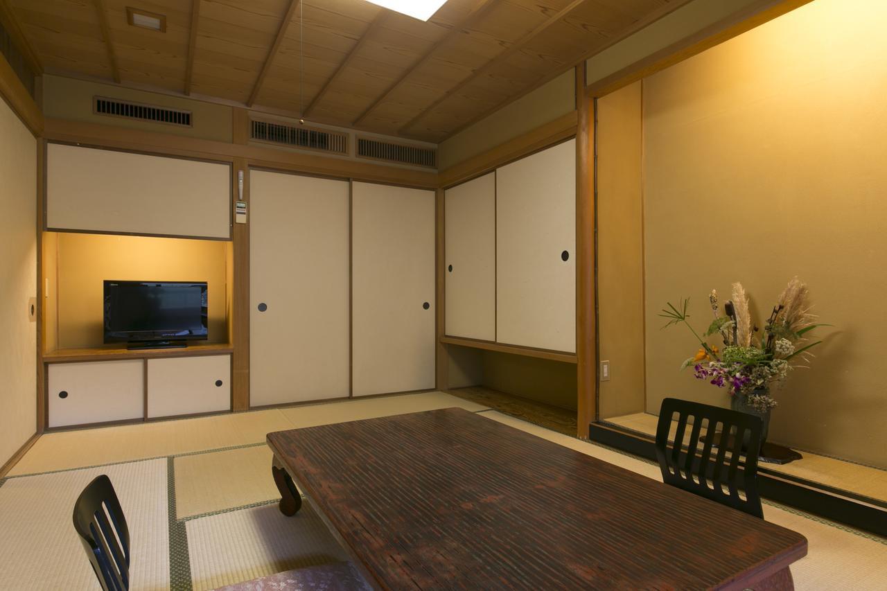 Shikanoyu Hotel Komono Екстериор снимка